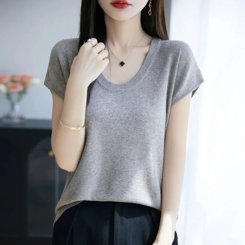 Elegant U-Neck Knitted Vest Women's T-Shirt Sleeveless Spring Summer New Style Slim Fit Base Shirt Female Top Wool Material