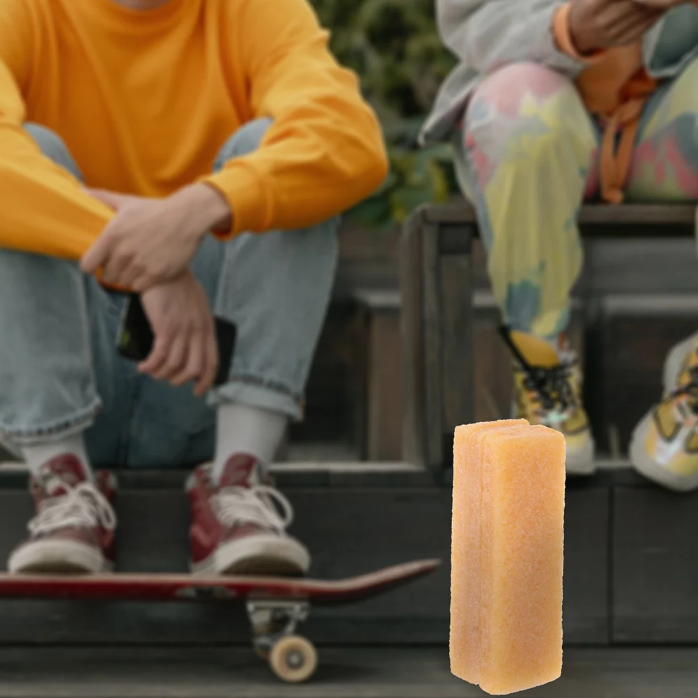 

2 Pcs Skateboard Sandpaper Cleaning Grip Tape Cleaner Block Outdoor Accessory Plastic Accessories