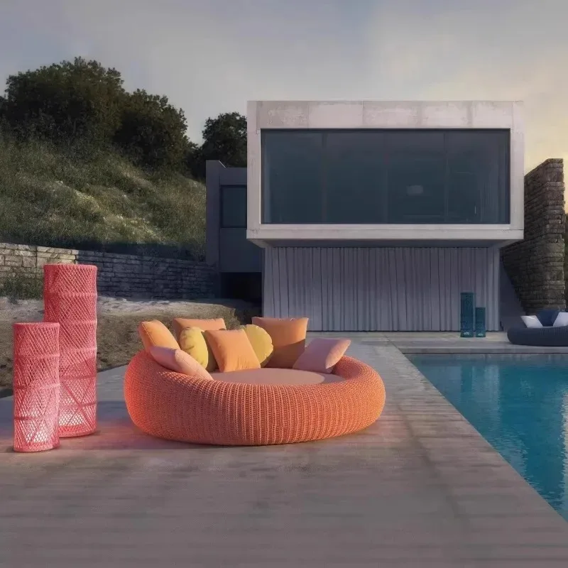 Outdoor bed rattan courtyard villa bed and breakfast swimming pool bath center lazy outdoor leisure club large round bed