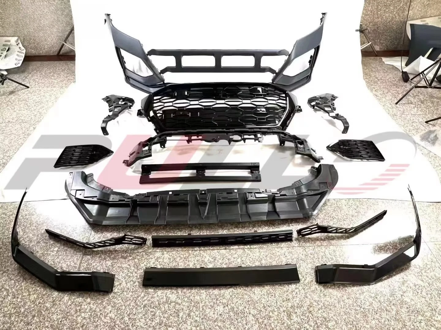 

STLF Hot Selling Body Kit for Q8 2018-2022 Upgrade RSQ8 Model Include Front Bumper with Grille and SQ8 Rear Diffuser with Tips