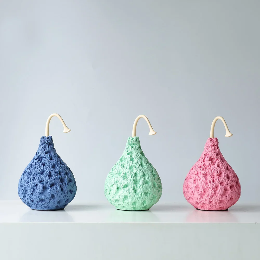 Modern Italian Minimalist Multi-color Resin Handmade Eco-friendly Perforated Pear Ornament Creative Fruit Home Decoration