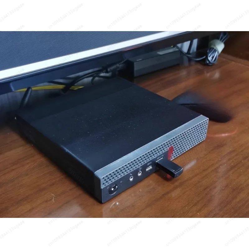 Hot Mini Host Micro Desktop Mini Computer I7 Small Computer M710q Office Home Portable 4K