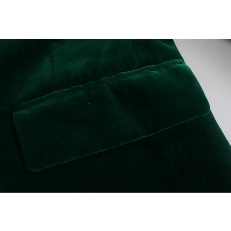 سترة نسائية مخملية أنيقة موضة ملابس مكتبية بأزرار وأكمام طويلة وجيوب سترة عتيقة ملابس نسائية خضراء