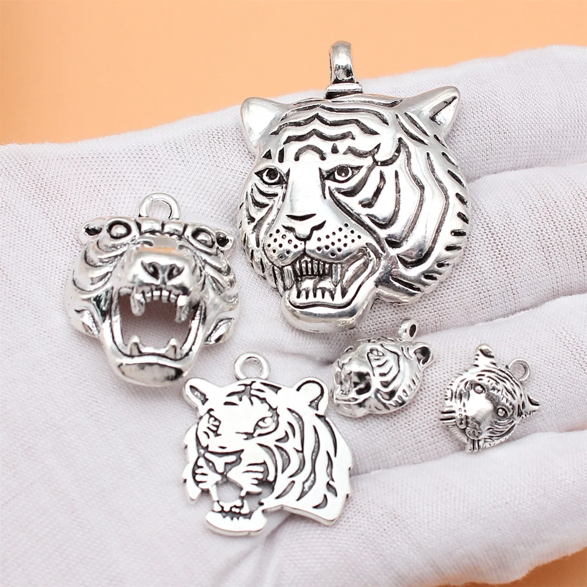 5pcs Antique Silver Color Tiger Charms Collection For DIY Jewelry Making, 5 Styles, 1 of Each