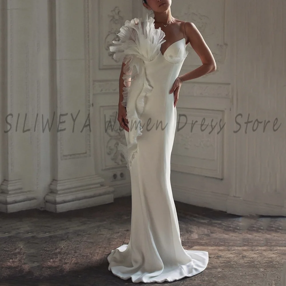 Luxury White Strapless Women's Evening Dress With Irregular Ruffles Slim Floor Length Mermaid Elegant Sleeveless Prom Gown