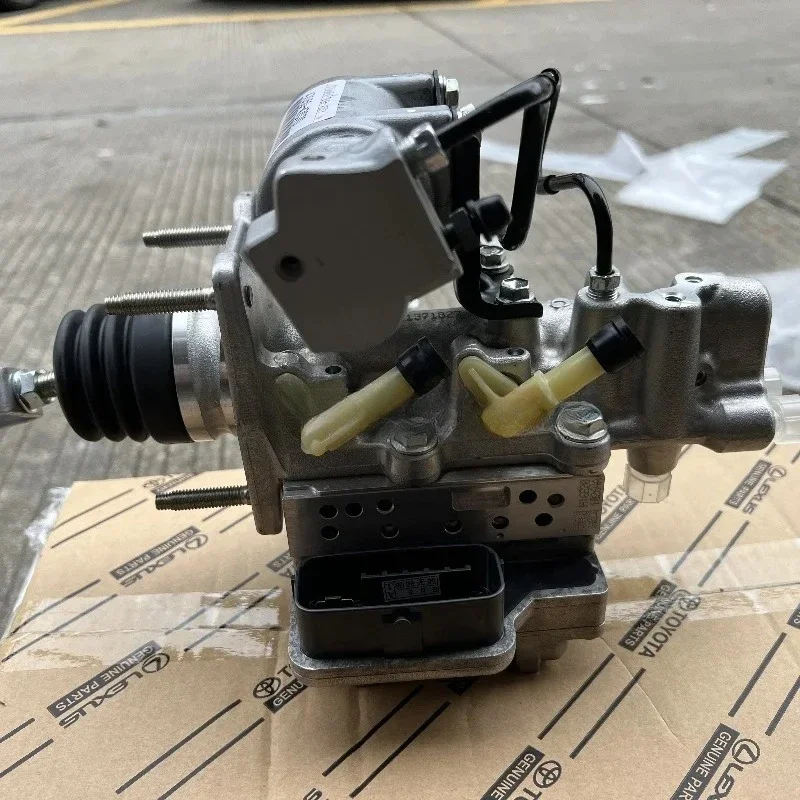 

Suitable for Toyota Prius Camry Corolla Lexus CT200h Hybrid Dual Engine ABS Brake Master Pump
