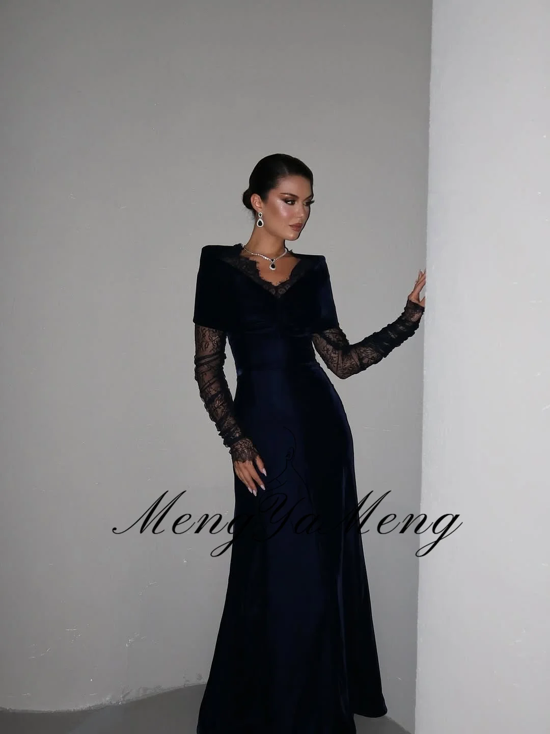 ZHUISHU Off the Shoulder Lace Long Sleeves Evening Gown V-Neck Mermaid Saudi Formal Event Dresses Customized Prom Party Gown