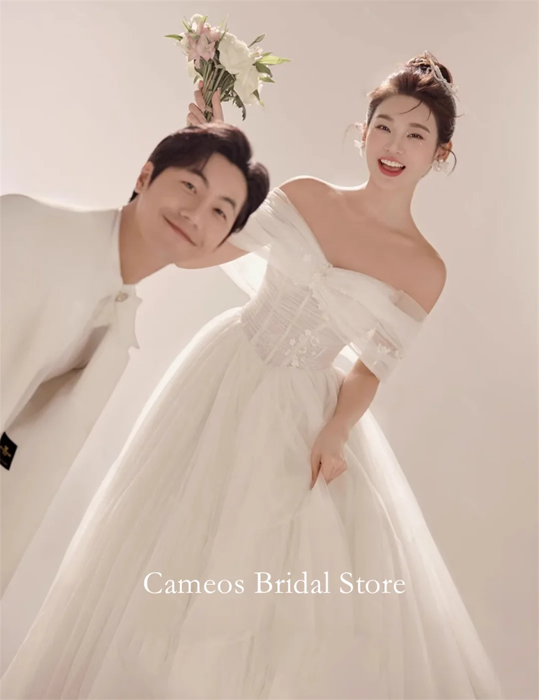 SONDR dostosowane tiulowe suknie ślubne z krótkim rękawem kość słoniowa Off ramię Korea księżniczka suknie panny młodej damskie suknie ślubne