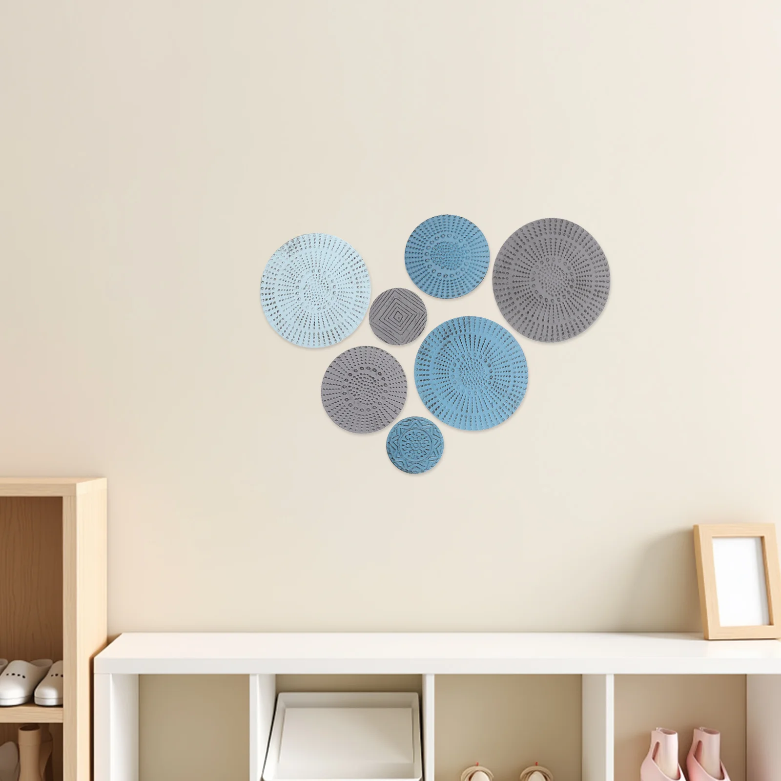 

1Set Iron Round Wall Decor Minimalist Metal Art for Home Office Modern Hanging Disc Design Metal Plates Wall Art