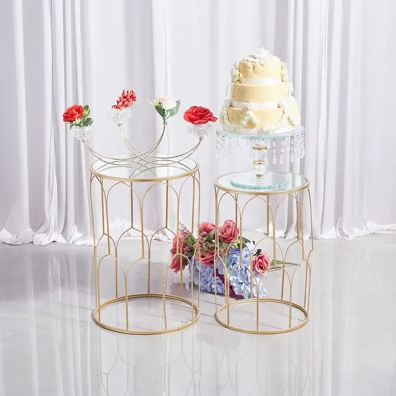 Cheap Price Iron Metal Gold Frame Glass Mirror Top Turn Cake Table for Cake