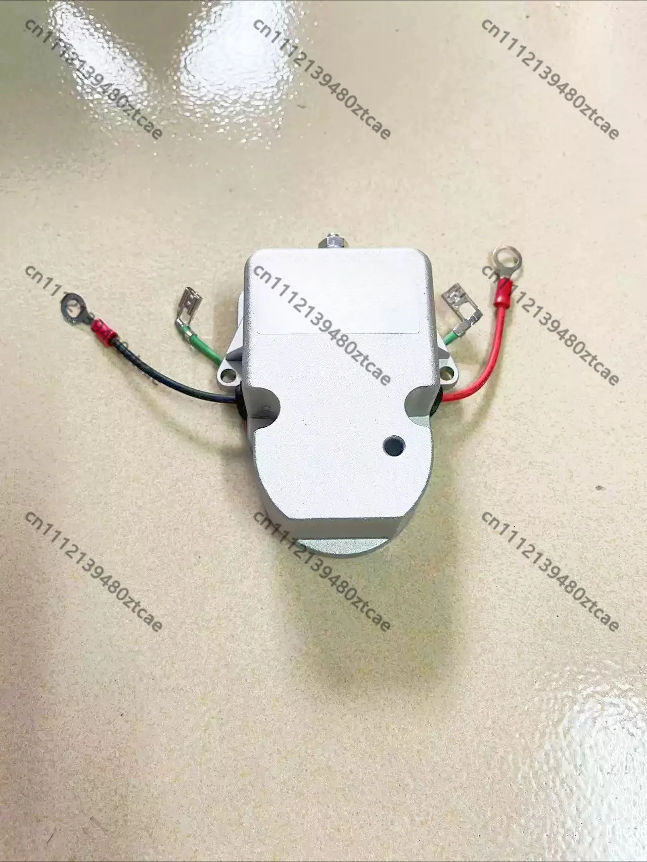Alternator Voltage Regulator 3040UC 120A 8RG 3082 Generator Control Module Replacement Parts For Coach Tour Bus School Bus