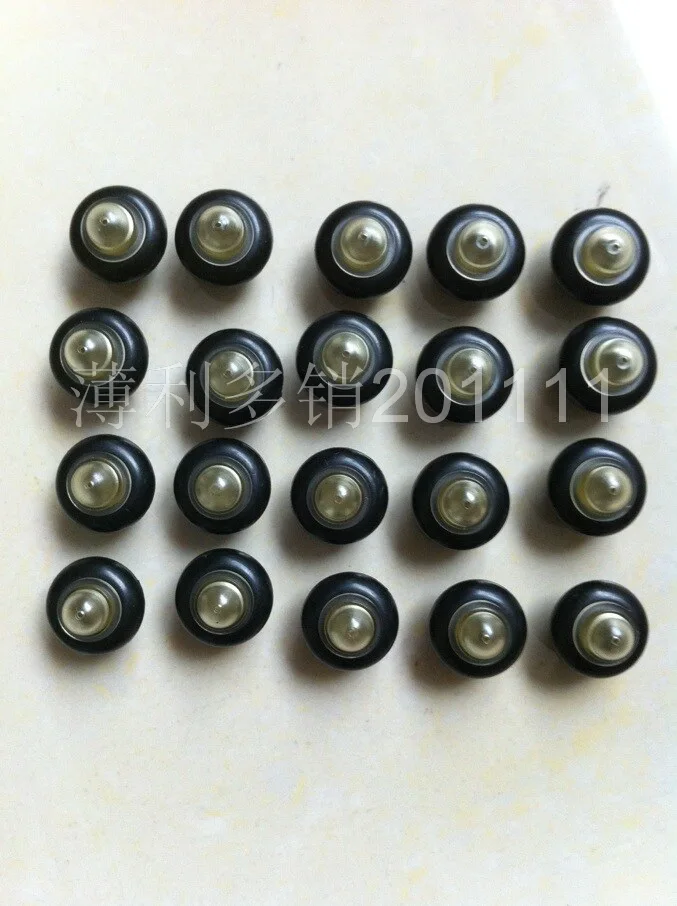 

100pcs Cow milker small accessories DeLaval milk collector ventilation hole four claws top transparent air hole ventilation plug