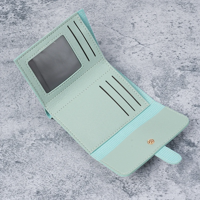 Nowy portfel damski 2025, krótki model dla studentek, prosty styl koreański dla kobiet, mały portfel damski, do noszenia na co dzień.