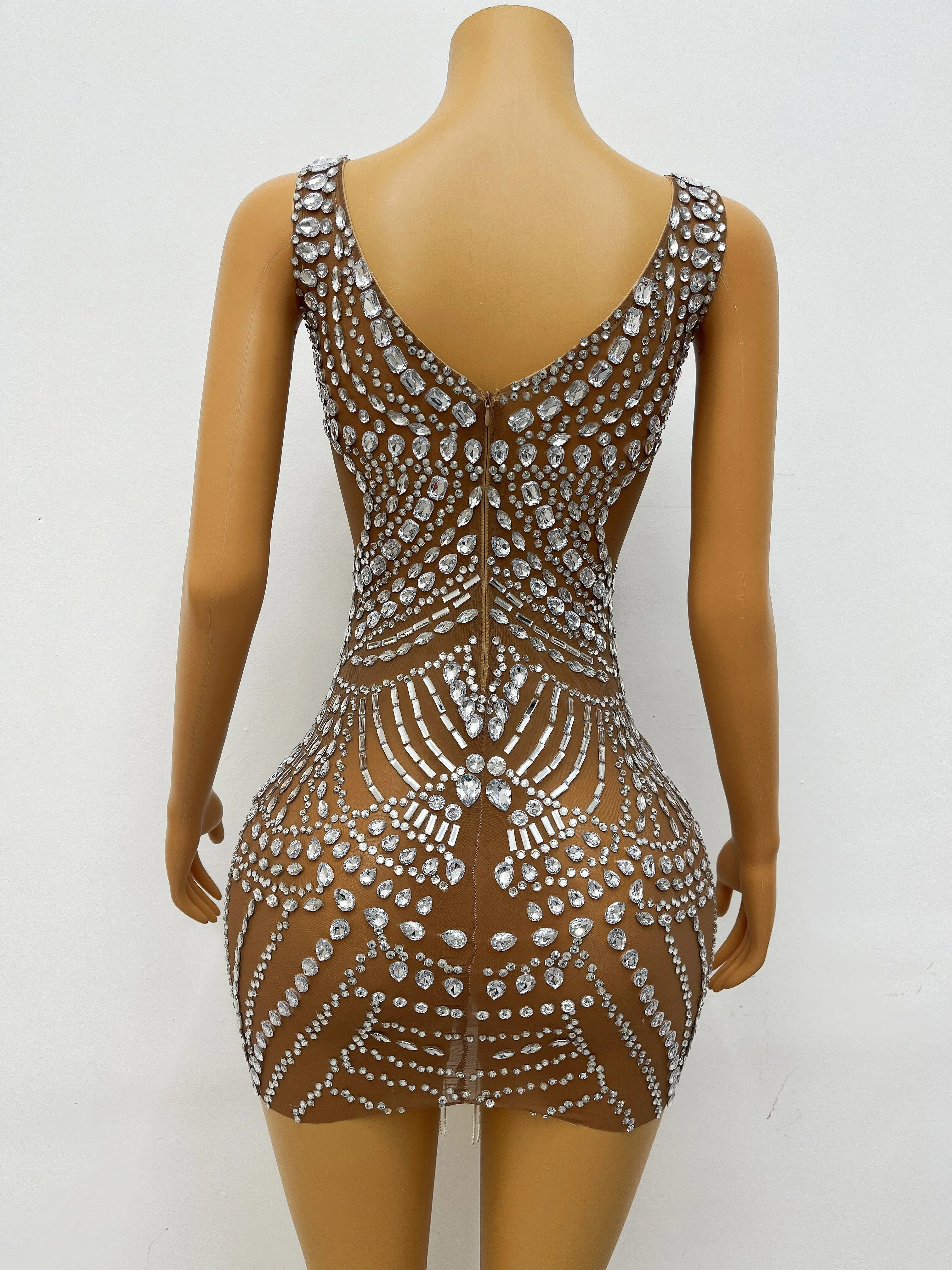 Sexy durchsichtige Mesh Kostüm Bühne tragen Frauen Sänger zeigen Strass Outfit bling Silber Kristalle Ketten Kleid