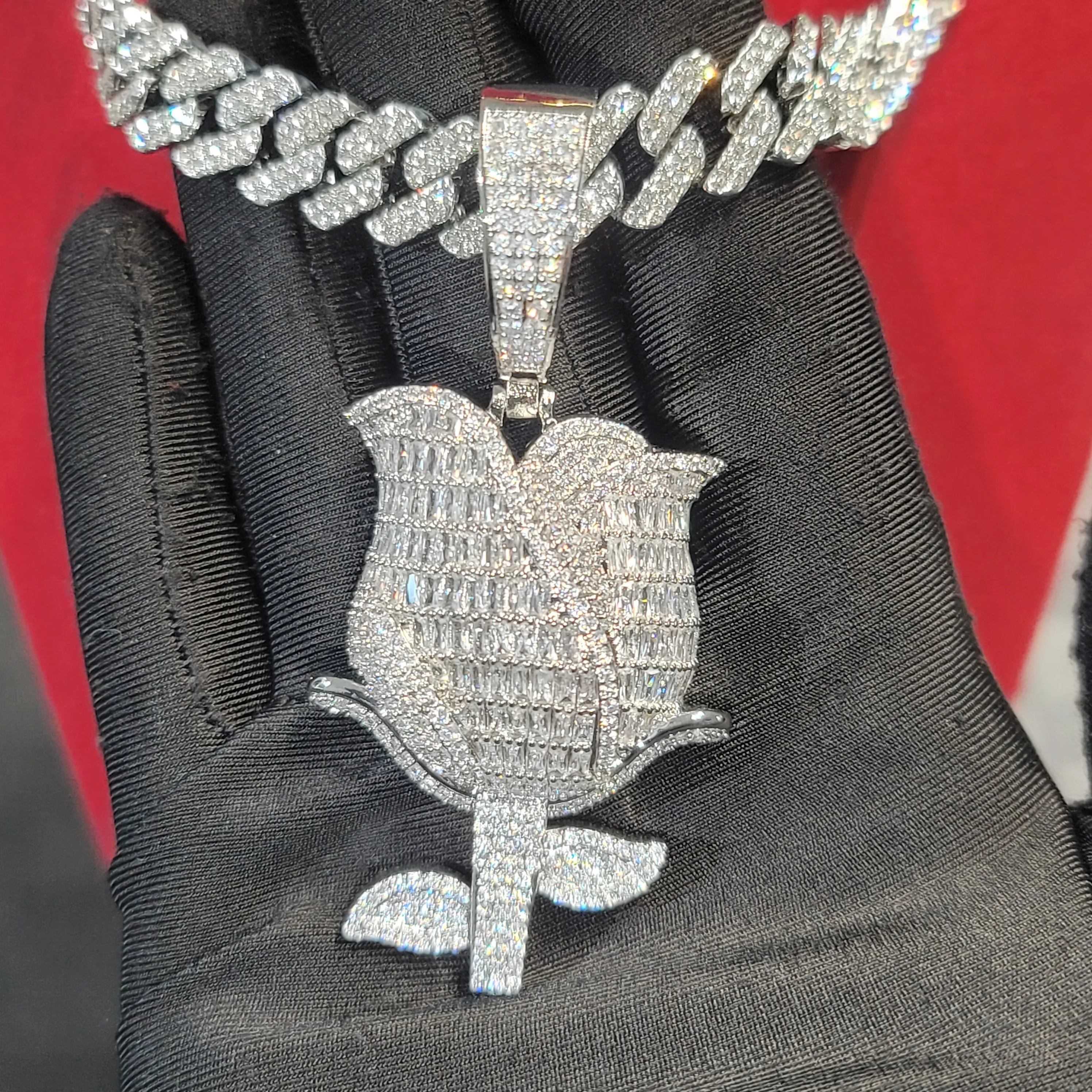 

Цепочка на заказ, подвеска в виде розы со льдом и кубинскими звеньями Майами, цепочками Pave Baguettecz, кубический циркон, рождественские подарки на День святого Валентина