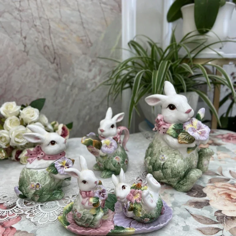 

European painted rabbit ceramic sugar jar Milk kettle Pretzel jar Ceramic seasoning jar Home furnishings home decorations