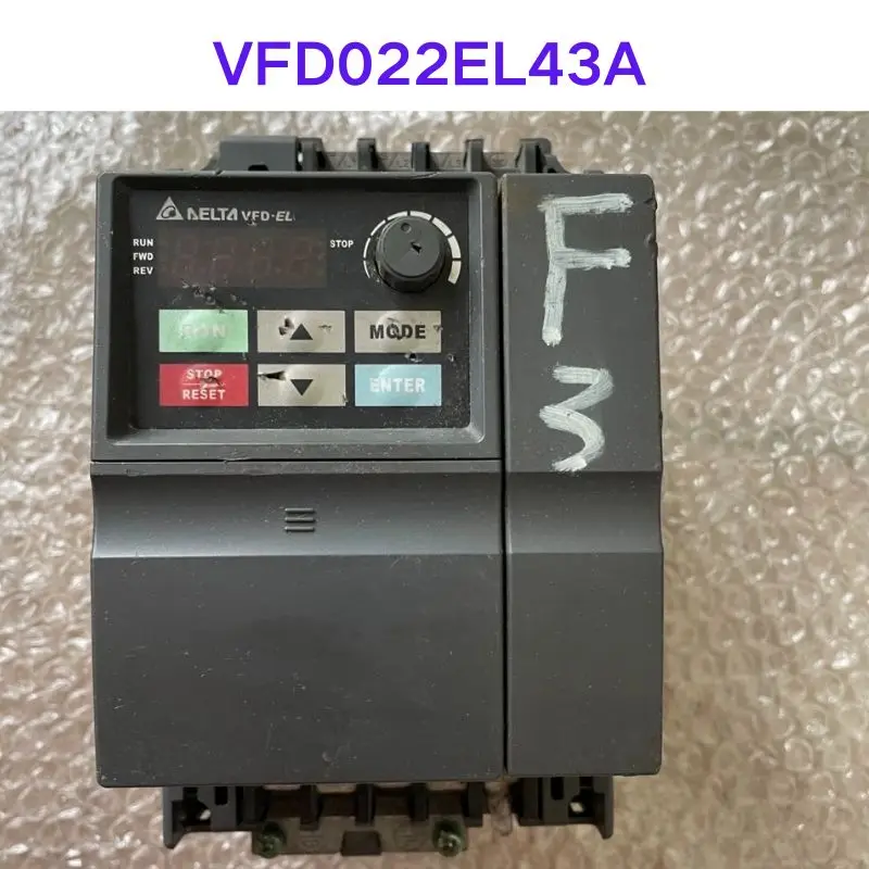 Second hand test OK VFD022EL43A frequency converter