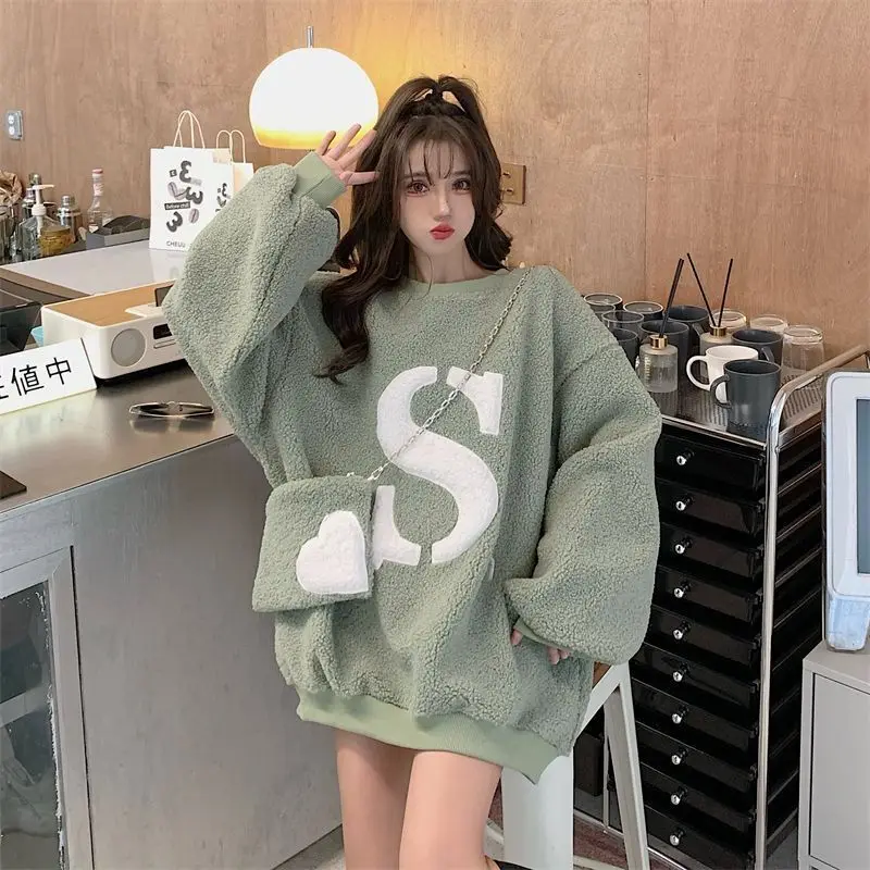 

2024 New Winter Sweatshirt Women Thickened Imitation Lamb Fleece Sweater for Female Students Korean Loose Embroidered Coat Top