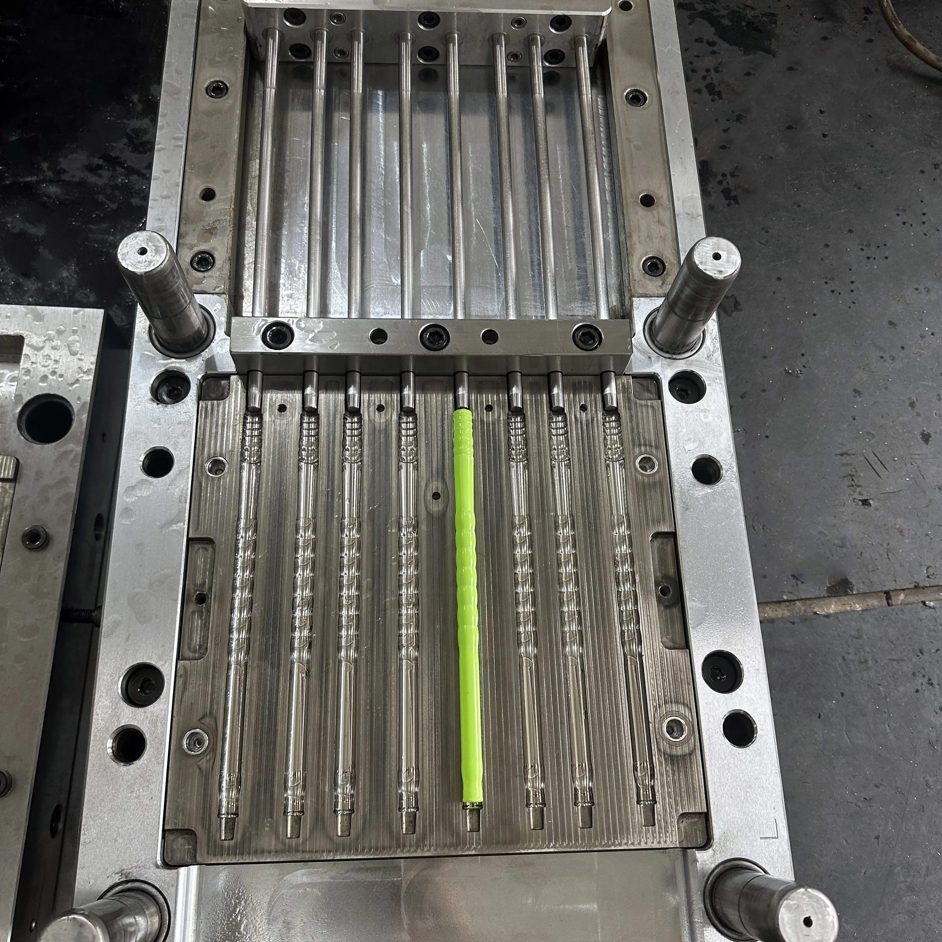 عالية الجودة أنبوب الشيشة لمرة واحدة استخدام قالب البلاستيك الشيشة مادة PP خرطوم الشيشة قالب أنبوب الشيشة