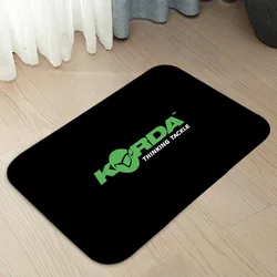 Korda Fishing Logo tappetino per porta d'ingresso antiscivolo per interni assorbente pesce carpa pescatore regalo zerbino soggiorno tappeto d'ingresso tappeto