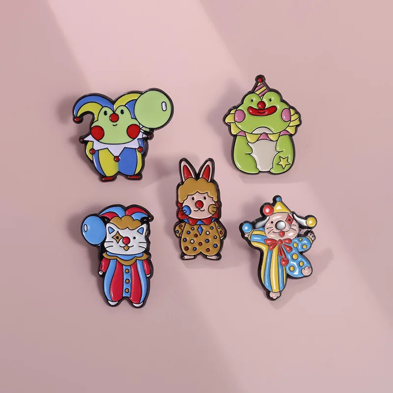 Clown Brooch Cute Cartoon Circus Style Metal Badge Accessories Wholesale Hat Pins for Backpacks Backpack Pin Decorative Brooches