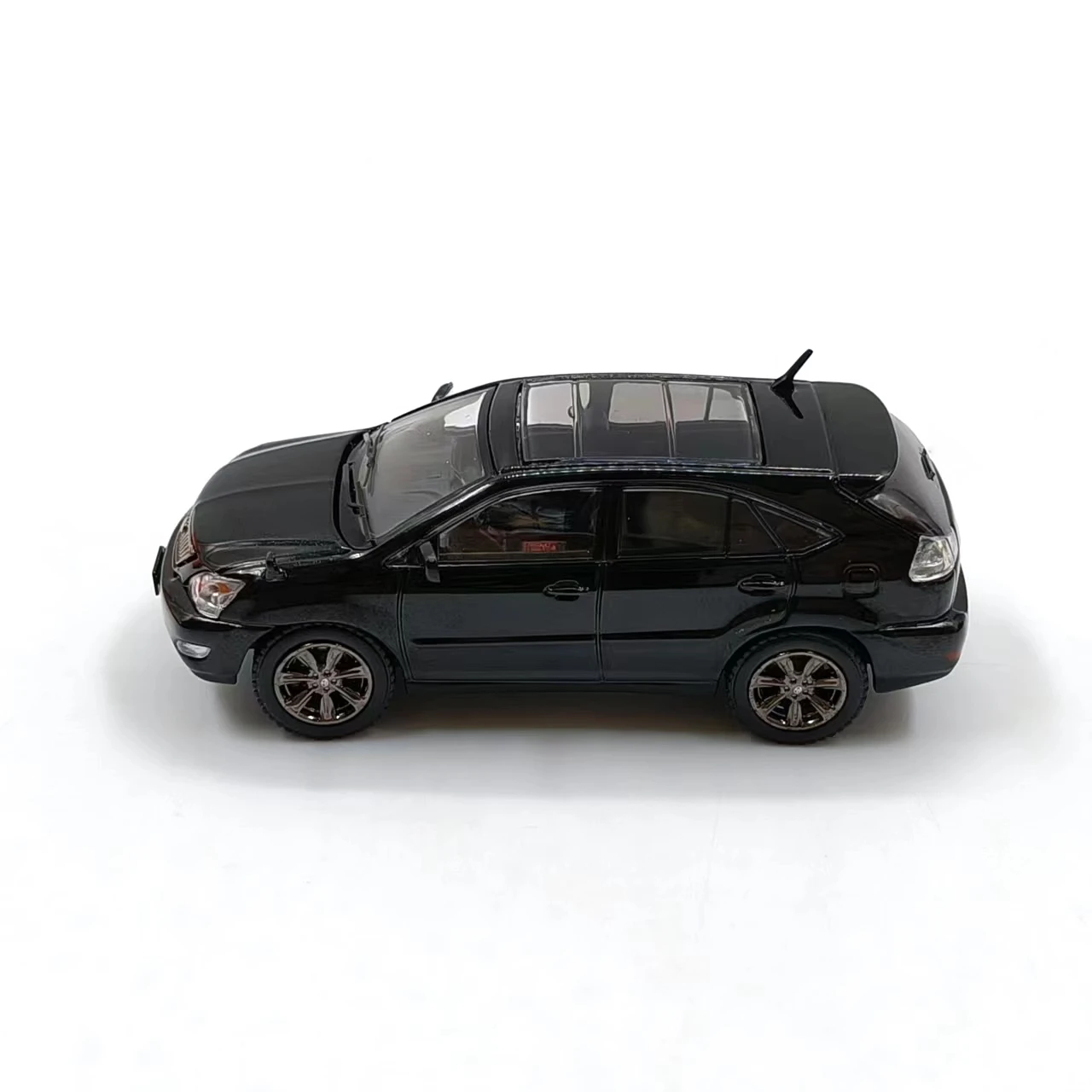 GCD 1/64 Harrier 2003 voiture en alliage moulé sous pression et véhicules jouets modèle de voiture Miniature échelle modèle de voiture pour les enfants