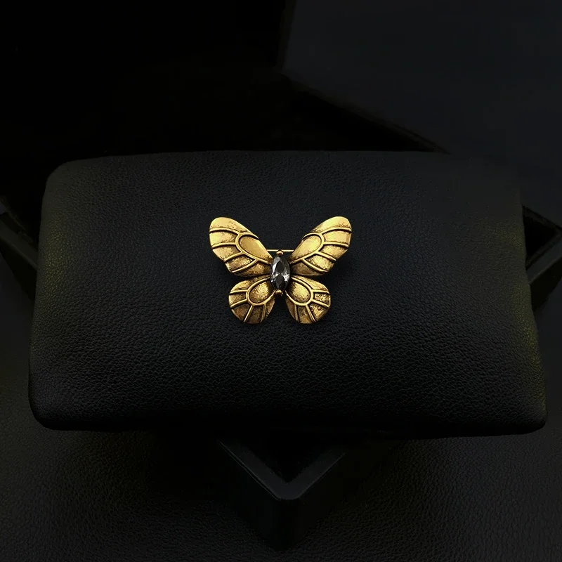 

ZY 2029 Retro Butterfly Small Brooch Sweater Suit Neckline Insect Pin Fashion Coat Corsage Clothes Accessories Women Jewelry Men