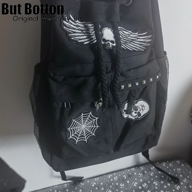 Large capacity Boy Men backpack schoolbag student commute goth