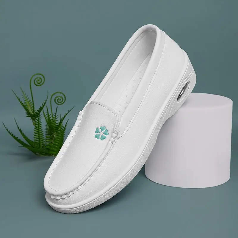 أحذية ممرضة نسائية بنعل ناعم مع وسادة هوائية، نعل سميك غير قابل للانزلاق، أحذية رياضية للعمل لمدرب المستشفى، سحب بخطوة واحدة