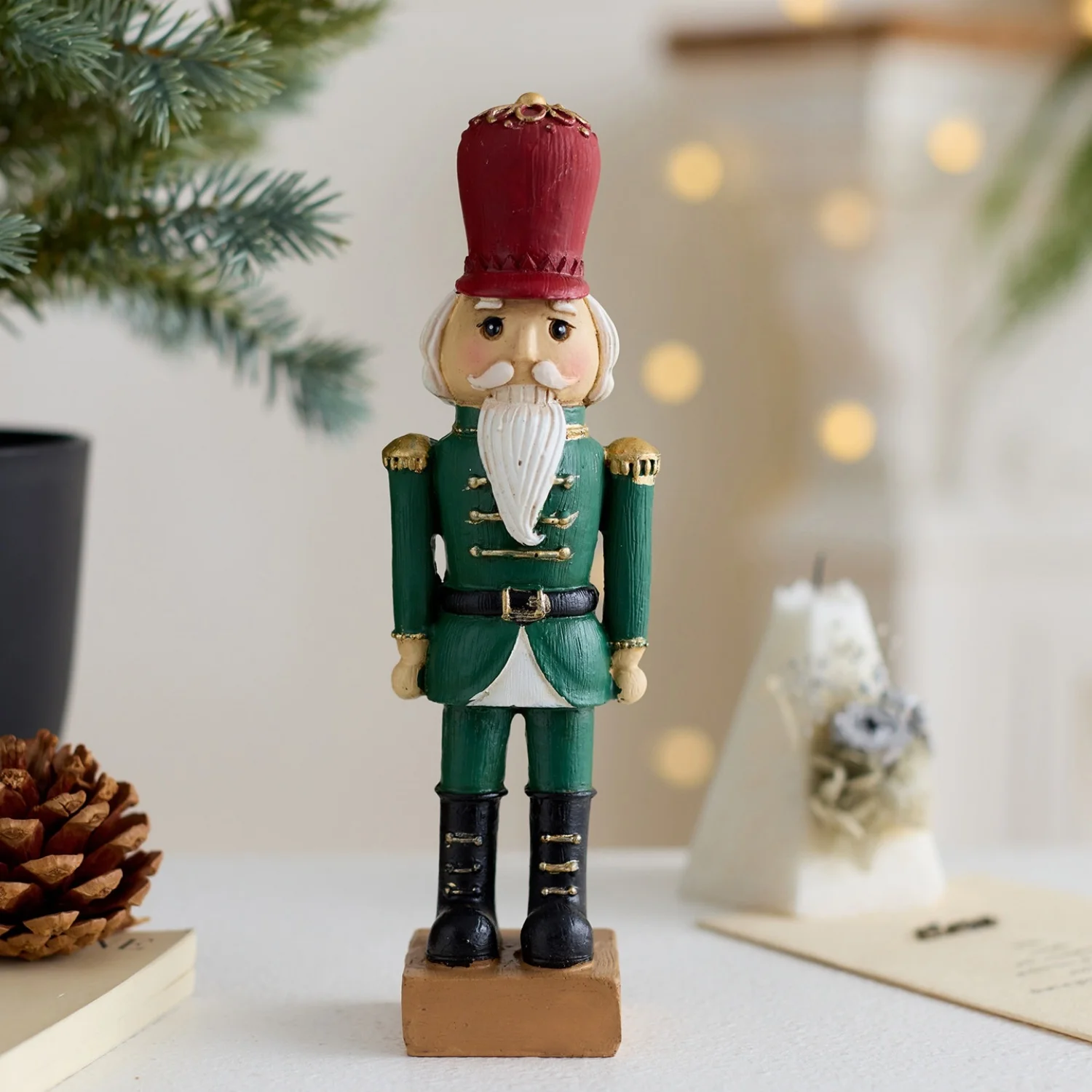 Chibi Style Creative Christmas Nutcracker Puppet Soldier Ornament Nordic Xmas Party Creative Gift Scotland Handicrafts Ornament