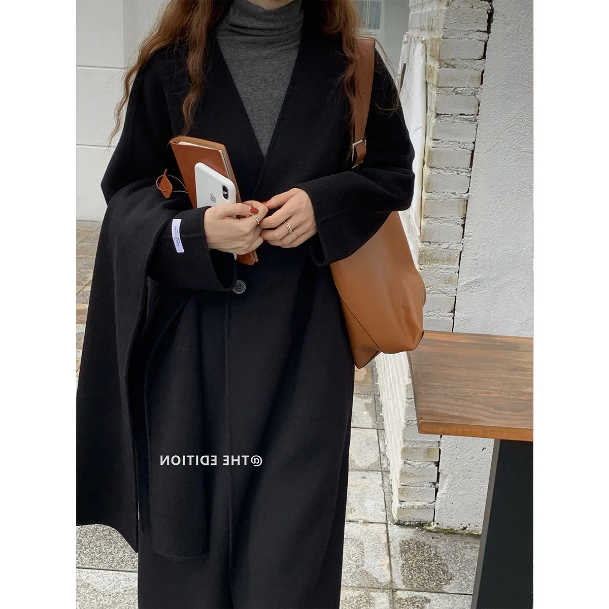 2023 Woolen fur,New  Women's real wool coats with scarf fashionable autumn and winter high-end new women's long lace-up woolen o