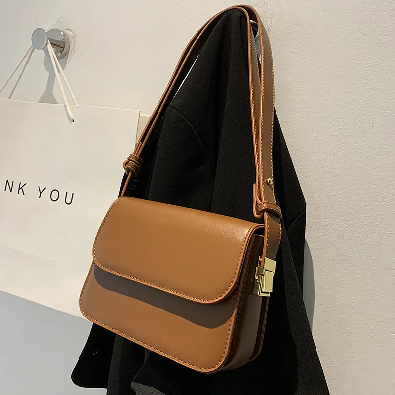 Niche armpit bag fashion small bag female crossbody 2024 new retro solid color single shoulder small square bag Leisure bag