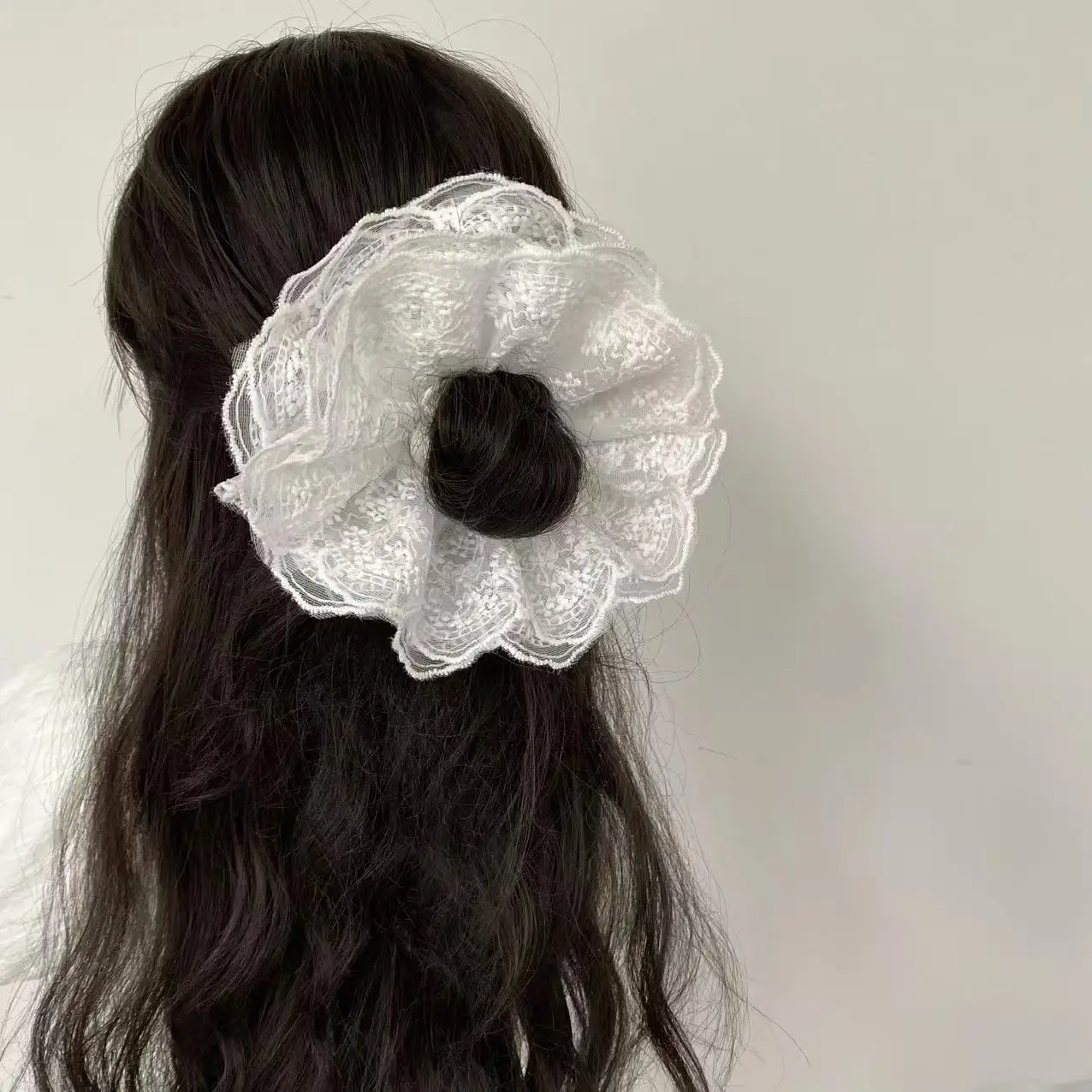 1PC エレガントなレースのシュシュセット、ブラック/ホワイト/ピンクのヘアゴム、女性と女の子のためのロマンチックなヘアアクセサリー