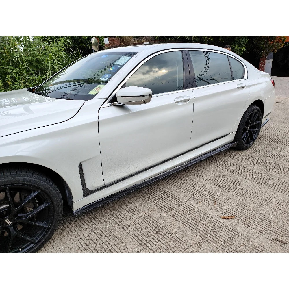 

High Quality BMW M-style Dry Carbon Fiber Side Skirts and Skirt Body Parts Modification Suitable for BMW 7 Series G70