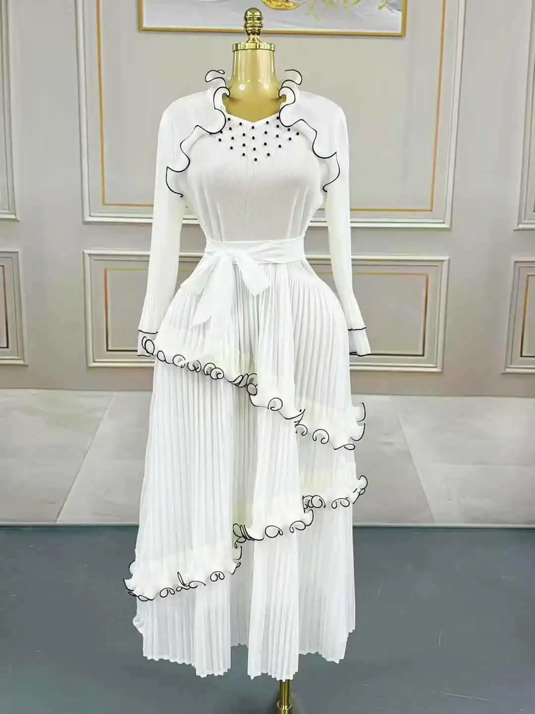 

2025 new style wood ear big size dress fashionable foreign trade high-end banquet light luxury elegant cake long skirt