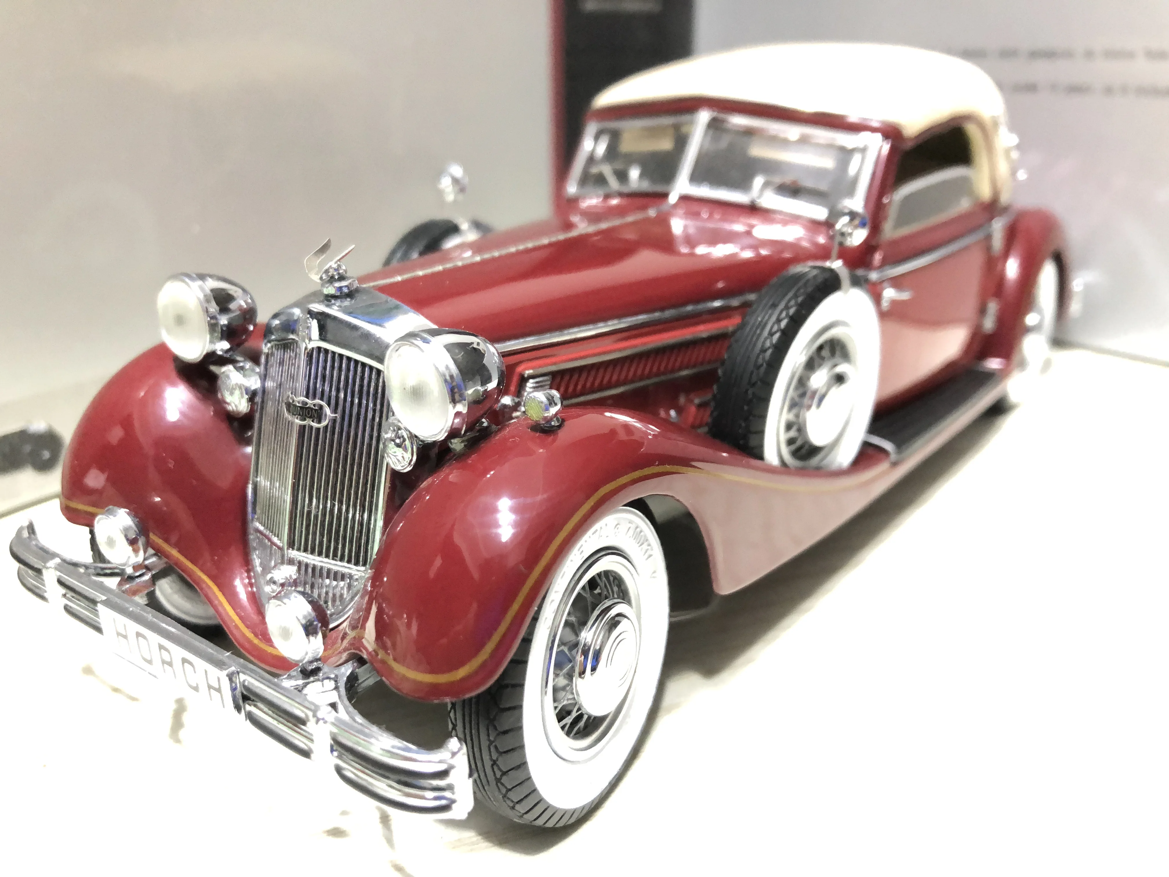 CMC 1:24 Horch 853 1937 Wine Red Vintage Car Alloy Fully Open Simulation Limited Edition Alloy Metal Static Car Model Toy Gift