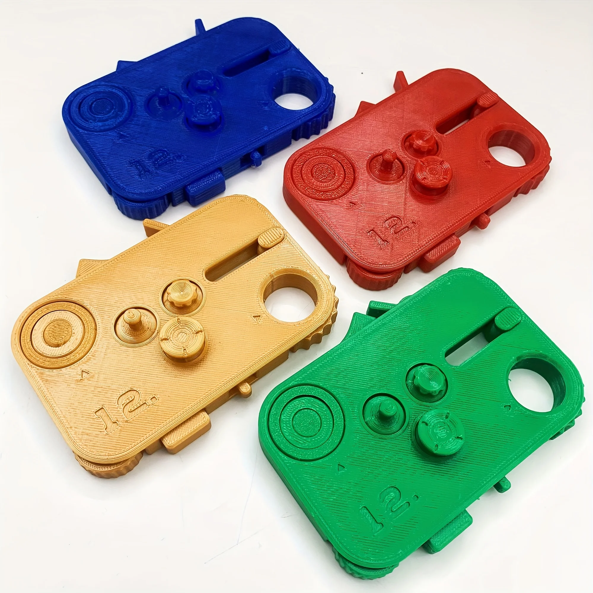 

3D Printing Super EDC Wheel Pulling Keychain Pendant Fingertip Gear Five in One Decompression Tool Home Suspension Pendant