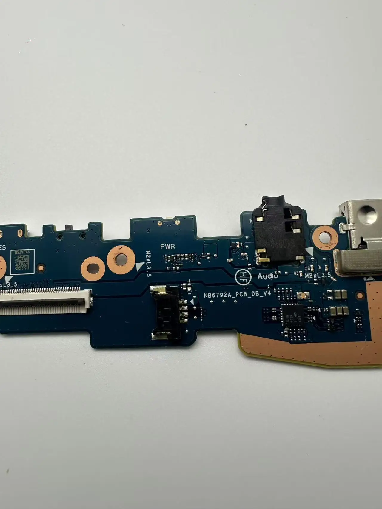 AVAILABLE Original FOR LENOVO Yoga Slim 7 14IMH9 NB6792A USB BOARD AUDIO SWTICH