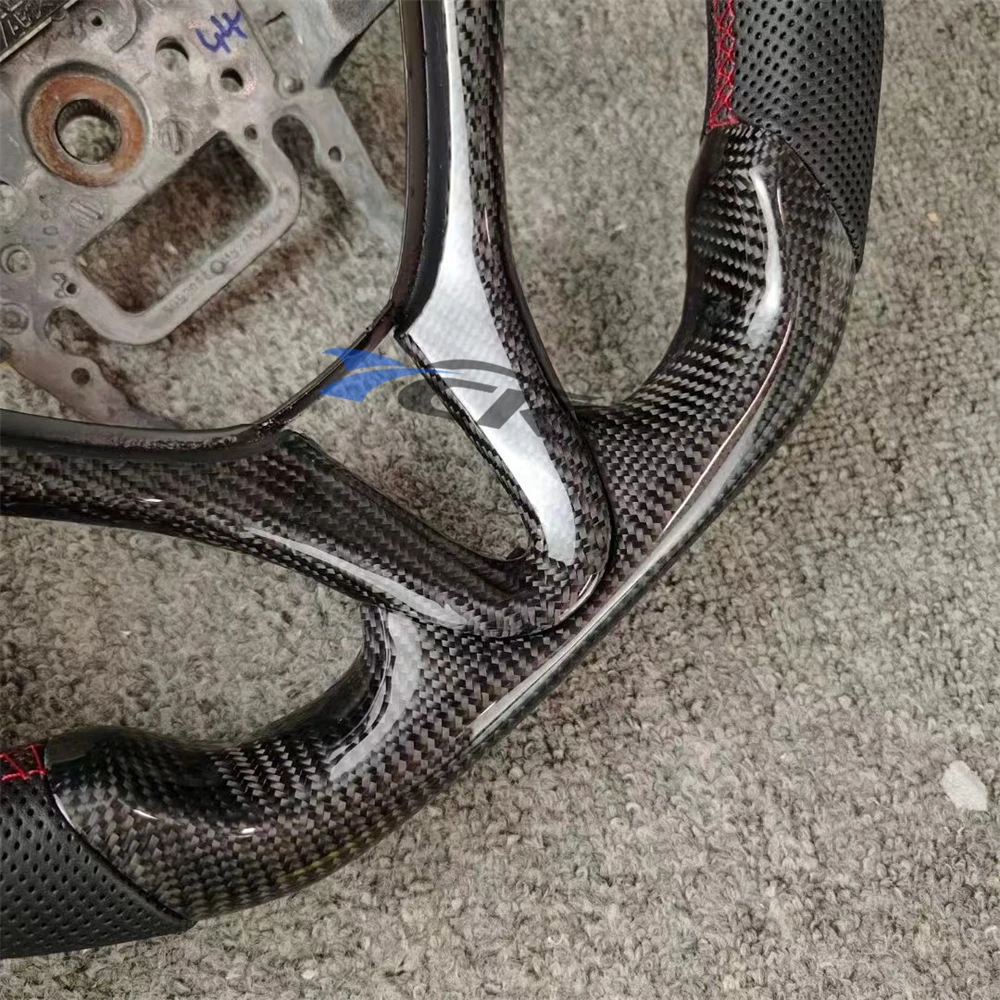 맞춤형 천공 가죽 탄소 섬유 스티어링 휠 레드 센터 스트립, 재즈 2009-2014 재생 자동차 액세서리