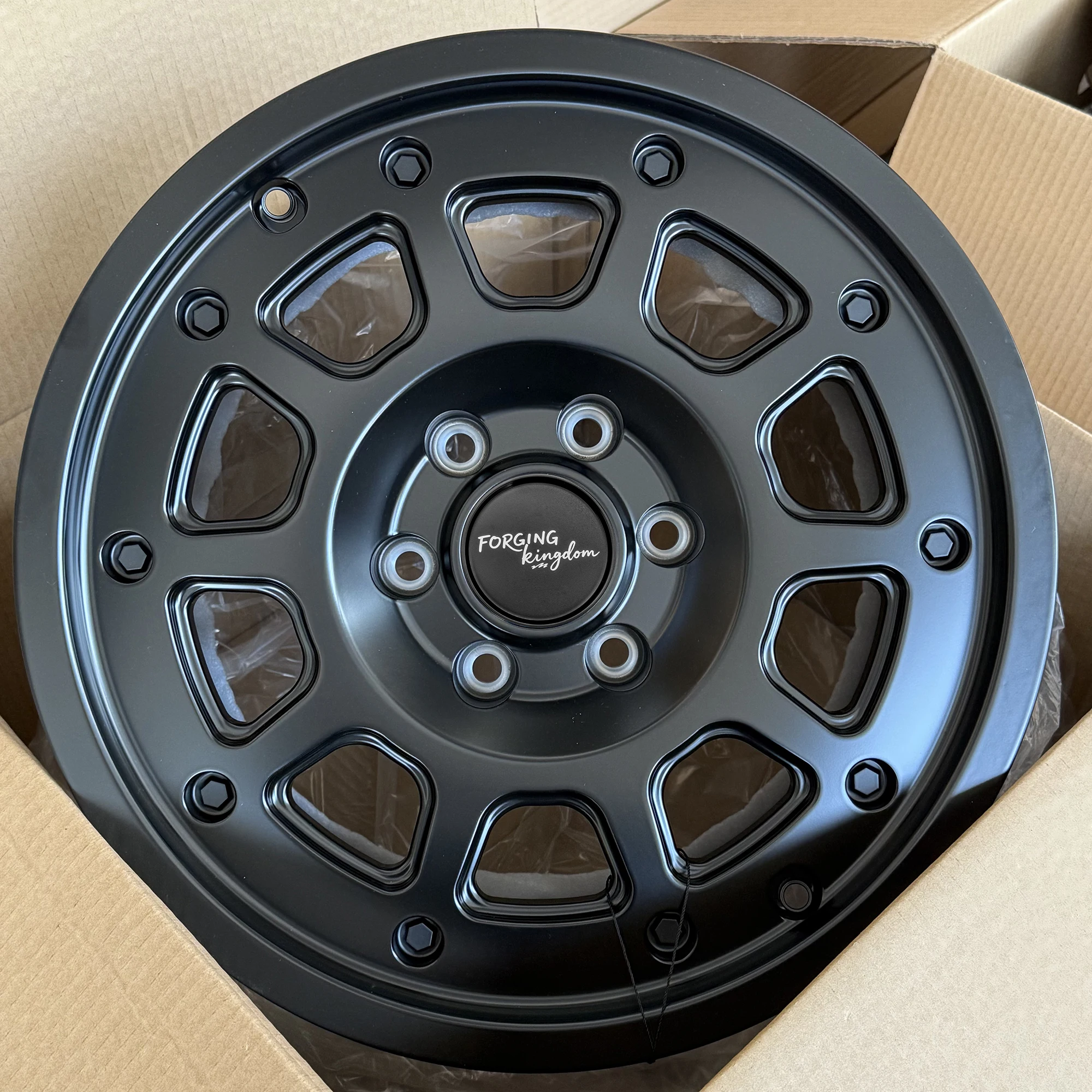 Xianglun High Quality 6061-T6 Forged Aluminum Alloy Wheel Hub 20-26 Inch 5*130/120/112/114.3 PCD Bright Black Coating 40mm 25mm