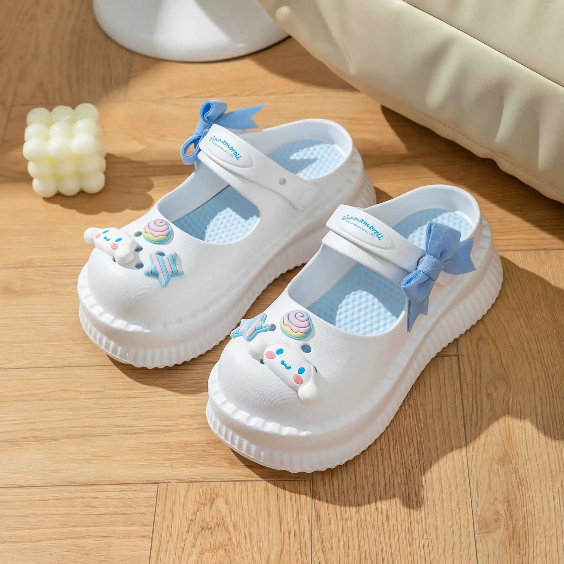 Sanrio Women Sandals Outdoor Thick Soled Mary Jane Kuromi My Melody Hello Kitty Cinnamoroll Croc Shoe Slipper Beach Shoe Summer