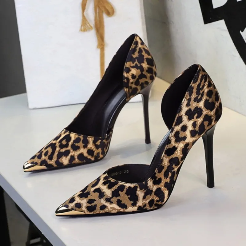 

Sexy Leopard Print Women Pumps Pointed Toe Super High Heels Banquet Wedding Footwear Plus Size Luxury Night Club Female Shoes