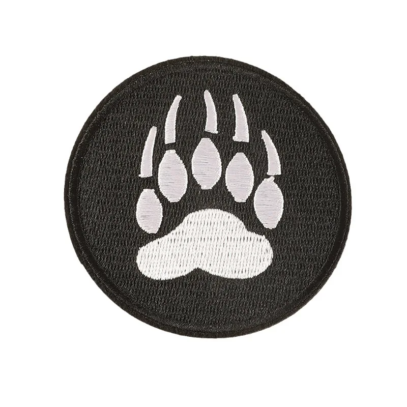 100pcs/Lot Round Luxury Anime Embroidery Patch Wolf Cat Star Paw Letter Shirt Bag Clothing Decoration Accessory Craft Applique