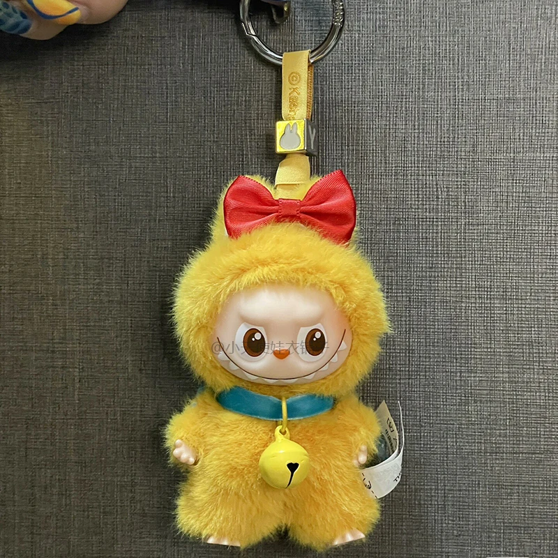 Para Labubu 4,0, Pin de monstruos para la serie Love, bonito Collar de campana, lazo, Clip para el pelo, decoración, Mini accesorios de ropa Labubu