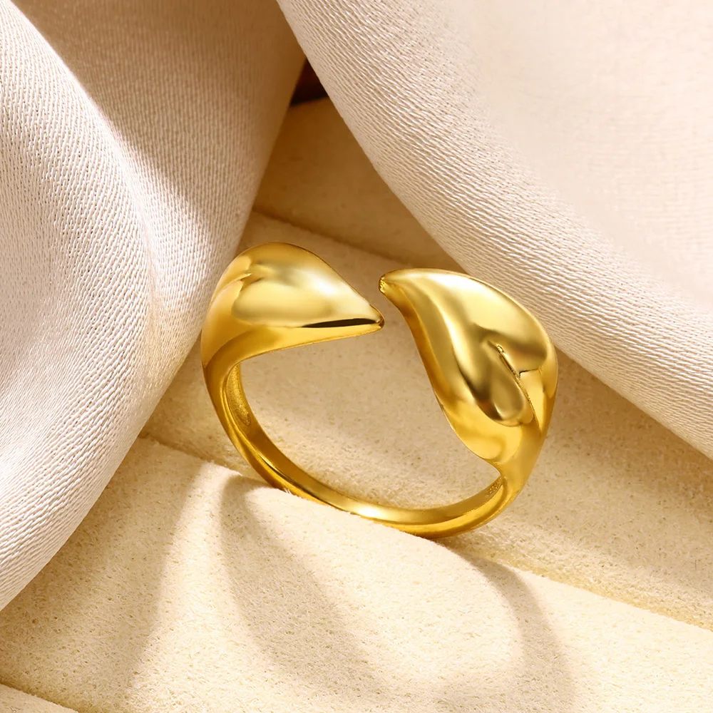 Stainless Steel Love Heart Rings for Women Gold Color Geometric Figure Rings 2023 Trend Korean Fashion Aesthetic Jewelry Gift