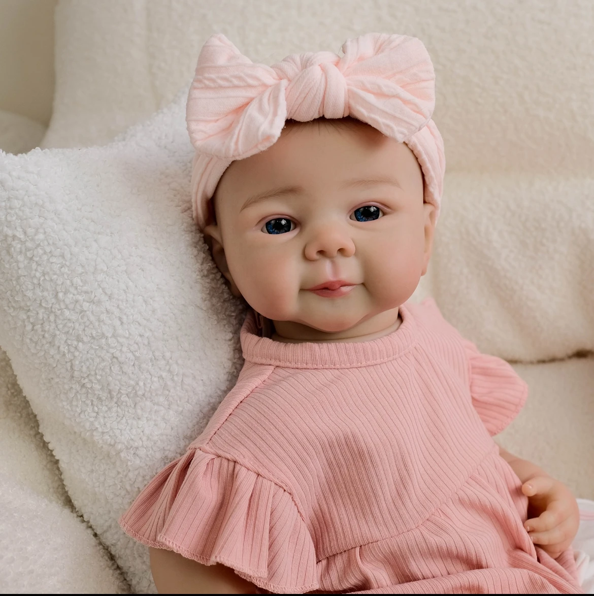 Muñeca Reborn realista de 19 ", niña recién nacida Julietta realista con piel de vinilo suave, venas pintadas a mano y chupete magnético