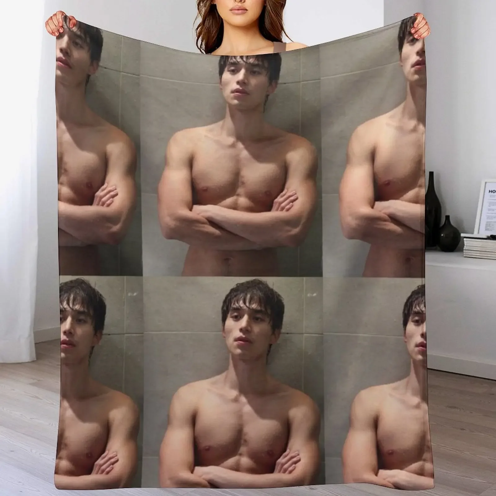 Lee Dong Wook shower Throw Blanket Giant Sofa Flannels Moving Blankets