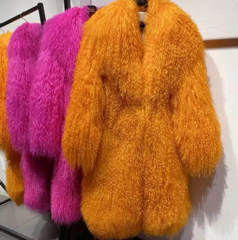 女性のモンゴルヤギ革ベルト襟リアルファーコートロング、自然に暖かくファッショナブル