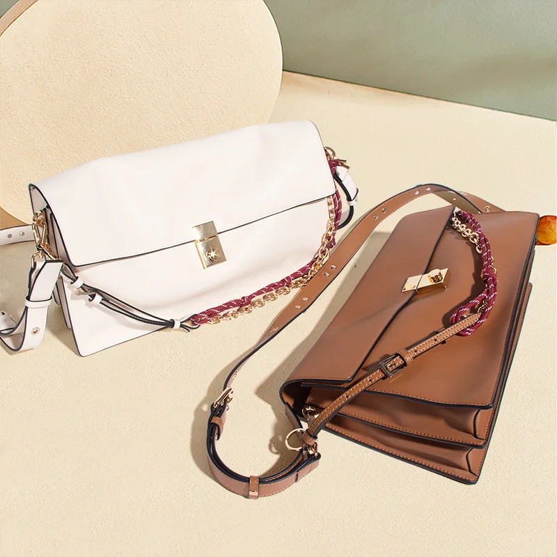 

2025 Spring New Genuine Leather Bags Women Luxury Brand Soft Sound Women Shoulder Bags Fashion Gold Chian Crossbody Bags Lady