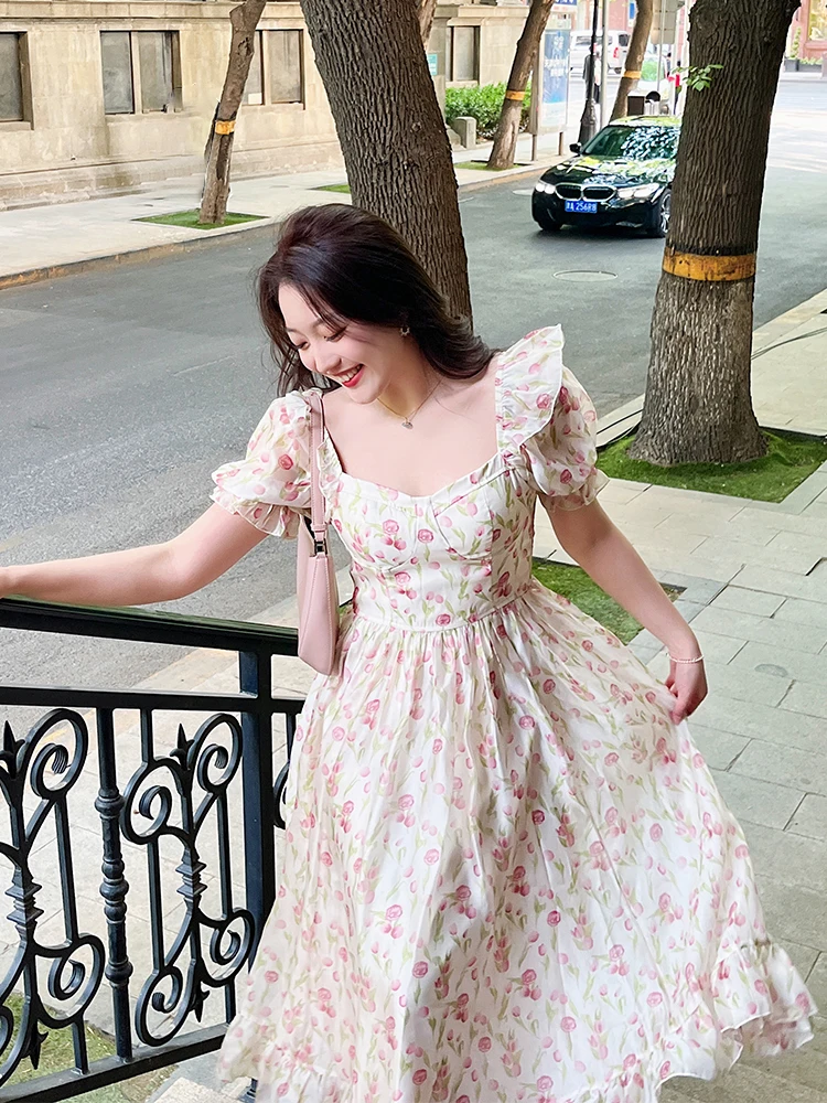 

Новинка: Женская одежда больших размеров с цветочным принтом, макси-платье с квадратным вырезом, стройнящий дизайн, летнее, с высокой талией, юбка А-силуэта